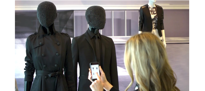 ¿Y si los maniquíes nos «hablaran» desde los escaparates?