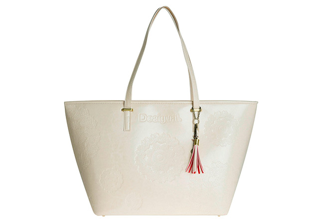 bolsos para todo el año en primeriti, grande blanco