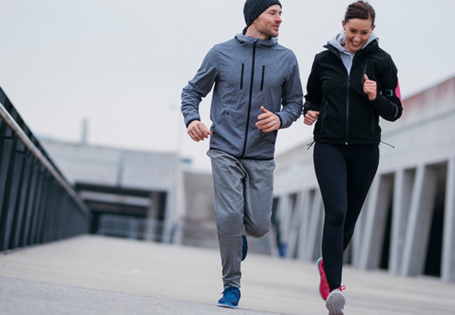 Empieza a entrenar y equípate con ofertas de hasta 65%