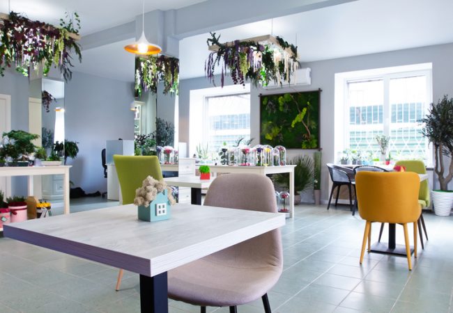 Decoración con flores: artificiales, secas, de papel…