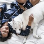 ¿Cómo elegir un pijama de Calvin Klein para mujer?