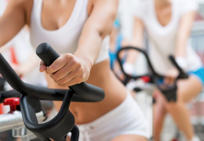 Descubre todo sobre el Ciclismo indoor: qué es, beneficios…