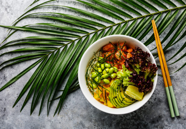 ¿Qué es el poke? Conoce todo sobre este plato de moda