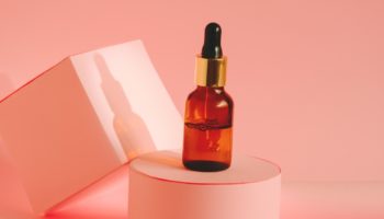Cremas con retinol: sabes qué es el retinol y para qué sirve
