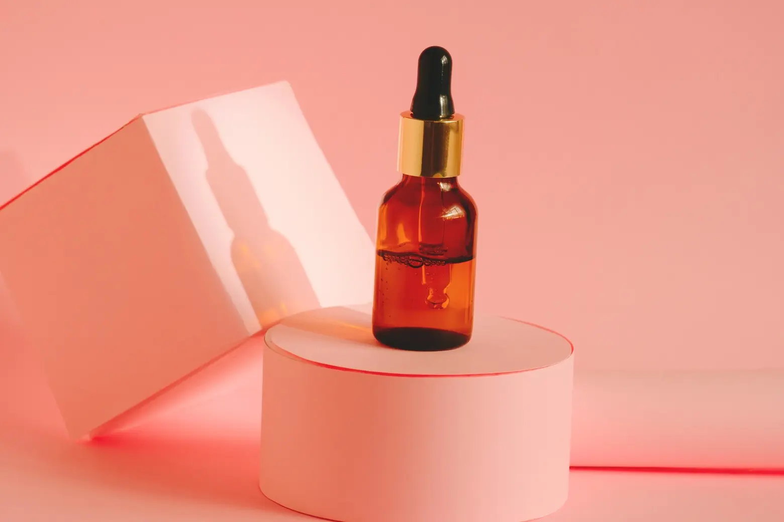 Cremas con retinol: sabes qué es el retinol y para qué sirve