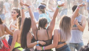 ¡Looks para festivales! Triunfa con estos outfits