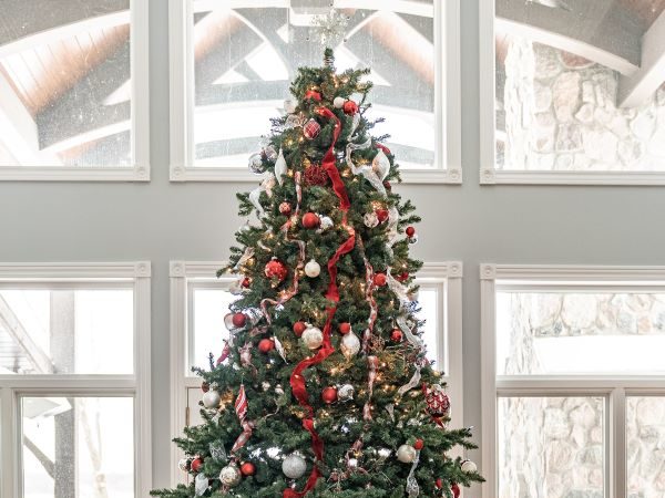 Cómo decorar un árbol de Navidad